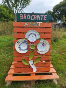 Totem-Brocante-écolieu-LaFermettePlouha-22580